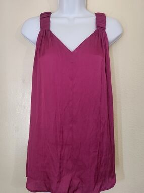 Smythe Sleeveless V-Neck Tank in Deep Berry
